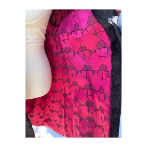 Vintage 50s Sheared Beaver Long Fur Coat Brown Balloon Sleeves Fuchsia Satin - Picture 16 of 16